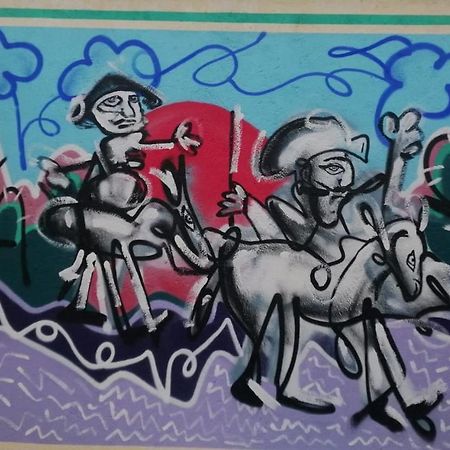 מלון סאן מיגל דה אלנדה El Meson Del Quijote מראה חיצוני תמונה